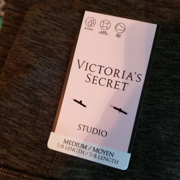 Nwt Victoria Secret Studio 7/8 Tight Leggings sz M - Picture 3 of 7